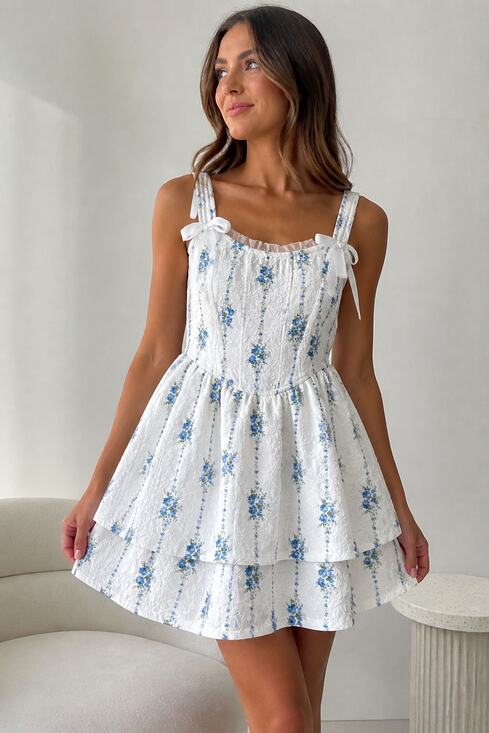 Trixxi Los Angeles Dresses & Skirts - Trixxi White Blue Floral Tiered Dress Size S